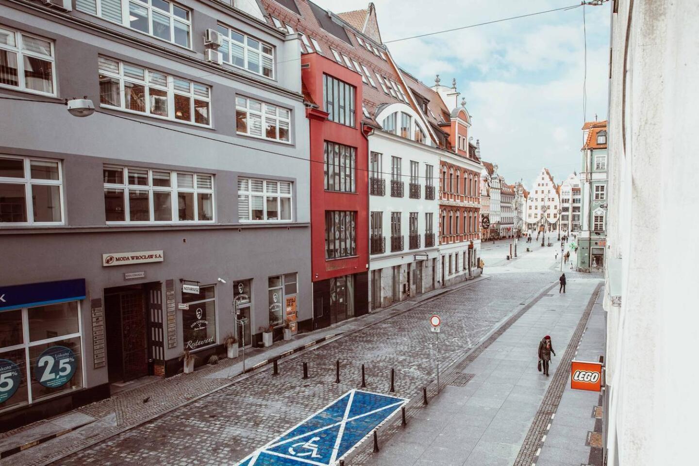 Apartamenty Na Szewskiej Przy Rynku I Jarmarku Bozonarodzeniowym Vratislav Pokoj fotografie